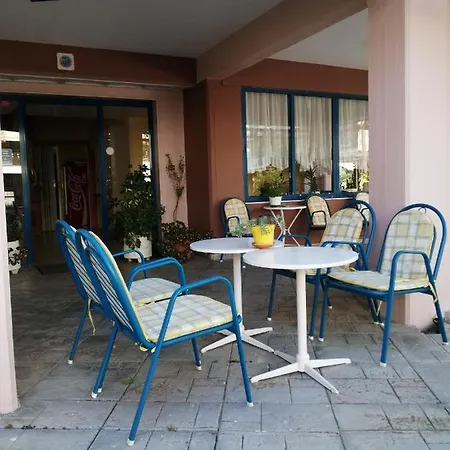 Eleni Παραλία Διονυσίου