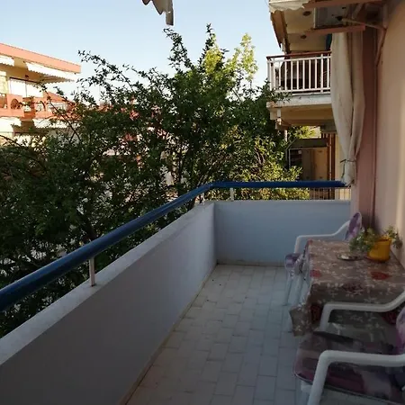 Ξενοδοχείο Eleni 2*