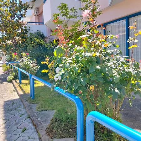 فندق Eleni باراليا ديونيسيو