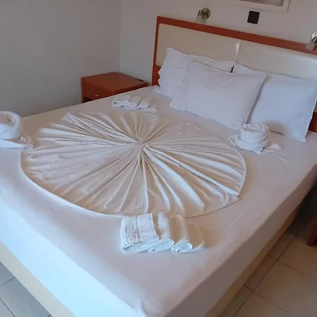 Hotel Eleni 2*