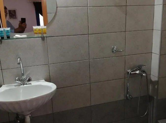 Hotel Eleni Paralia Dionysiou