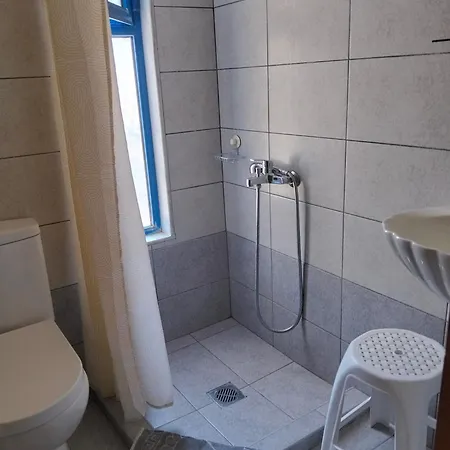 Eleni Hotel 2*