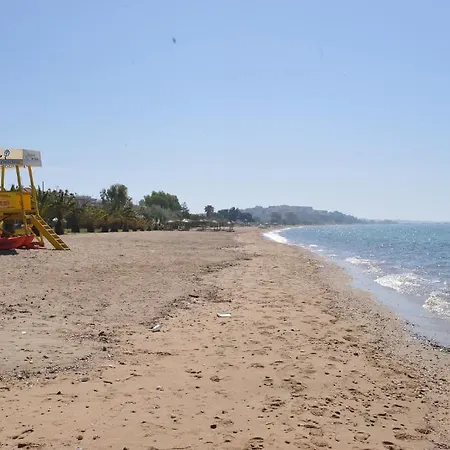 Eleni Hotel 2*