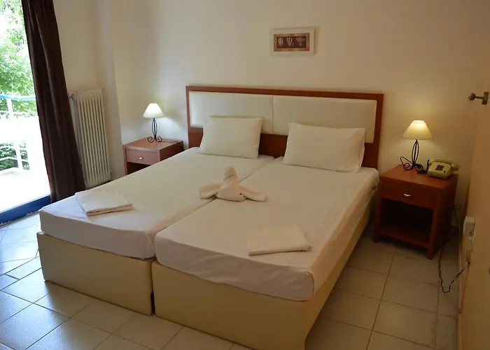 Eleni 2* Paralia Dionysiou